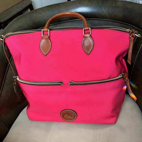 Dooney & Bourke Pink Dillen bag - Picture 3 of 15